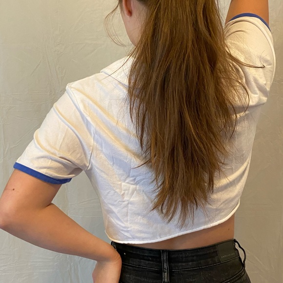 cropped top - Picture 4 of 4